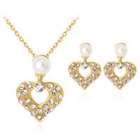 Coréenne Style Satine Mignon Style Creusé Coeur Forme Peach Coeur Perle Sertie De Diamants Collier Deux-pièce Boucles D'oreilles Ensemble Les Marchandises De Tache main image 2