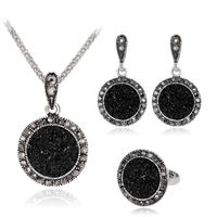 Vente Chaude Produit De Mode Européenne Et Américaine Style Vintage Bijoux Électrolytique Antique Argent Incrusté Noir Cristal Trois-pièce Ensemble Pour Les Femmes main image 2