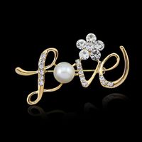 Schmuck Großhandel Blume Love Brief Brosche Diamant Perlen Corsage Brosche  Hot Sale main image 1