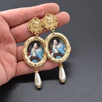 New Baroque Earrings Portrait Retro Oil Painting European And American Elegant Palace Style Female Exaggerated Pearl Earrings main image 3