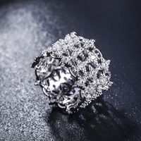 À La Mode Nouvelles Femmes De Style Européen Et Américain Incrusté Zircon Haut De Gamme Dentelle Anneau Sur Creux Étoiles Large Anneau Creative Et Raffiné main image 3