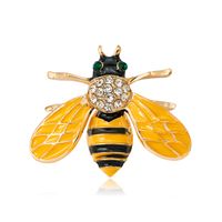 Danrun Ornement Coréen Style De Mode Nouveau Diamant Jaune Abeilles Broche Vêtements Broche Huile Dégoulinant Ornement main image 1