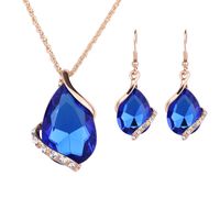 Hot Sale 4 Farben Wasser Tropfen Halskette Ohrring Set Europäische Und Amerikanische Damen Kleidung Passendes Schmuck Set main image 2