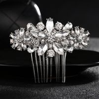 Vente Chaude En Europe Et En Amérique Accessoires De Mariage De Mariée Bijoux Strass Alliage Cheveux Peigne Rétro Chignons Cheveux Peigne De Mariage Robe Accessoires main image 2