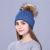 Nouvelle Automne Et D'hiver De Femmes Chaud Grande Boule De Poils Plaid De Mode Laine Tricoté Chapeau main image 1