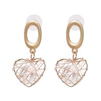 Jujia Nouvel Alliage En Forme De Coeur Boucles D'oreilles Européen Et Américain De Style Femmes Personnalité Ornement Croix-frontière E-commerce 51580 main image 1