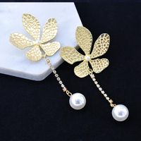 Fashion Asymmetric Flower Pearl Alloy Earrings Nhnt158318 main image 5
