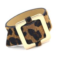 Grenz Überschreitende Europäische Und Amerikanische Mode Accessoires New Leoparden Muster Rosshaar Pu Leder Persönlichkeit Frauen Breites Armband Armband 2 Farben main image 2