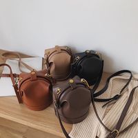 Simple Texture One-shoulder Fashion Sloping Bucket Bag main image 4
