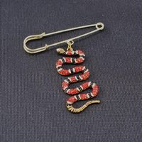 Korean Version Of The Retro Cute Simple Snake-shaped Wild Cardigan Brooch main image 3