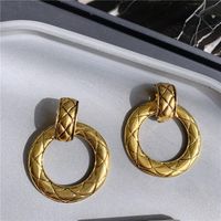 Vintage Plaid Carved Old Brass Earrings sku image 2