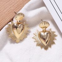 Alloy Heart Earrings Simple And Stylish main image 4