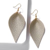 Leather Leaf Earrings Are Uniquely Simple sku image 4