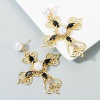 Earrings Women's Fashion Retro Baroque Diamond Cross Long Paragraph With Pearl Earrings main image 3