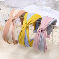 Temperament Lady Headband Wide-brimmed Hair Color Matching Fabric Cross Knotted Headband main image 4