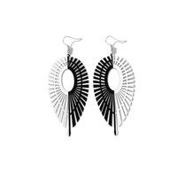 New Creative Leaf Earrings Personality Black And White Symmetrical Drop-shaped Earrings sku image 1