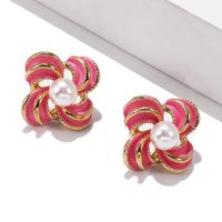 Trendy Simple Metal Pearl Flower Stud Earrings Sweet Petal Earrings sku image 5