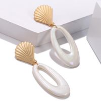 New Creative Metal Scallop Earrings Oval Hollow Resin Earrings Fashion Small Earrings main image 4