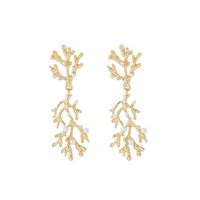 Stud Earrings Beautiful Pearl Fashion Pop Coral Gold Earrings sku image 2