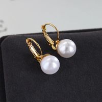 Koreanische Mode Einfache Perlen Ohrringe Neue Koreanische Star Ohrringe Weibliche Perlen Eingelegte Schmuck Großhandel main image 3
