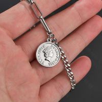 Queen Elizabeth Avatar Round Coin Coin Bracelet Fashion Stainless Steel Ot Buckle Chain Bracelet sku image 1
