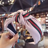 Korean Version Of The Simple Solid Color Stitching Stripe With A Knotted Knot In The Middle Of The Wide-brimmed Headband main image 3