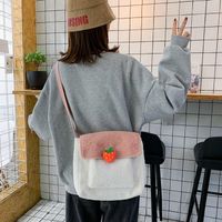 Student Childish Fruit Strawberry Shoulder Bag Girl Chic Wild Messenger Bag sku image 1