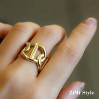 Simple Retro Chic Wind Anillo De Dedo Índice De Nariz De Cerdo Sinuoso De Tres Anillos Al Por Mayor De Moda sku image 1