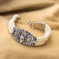 Explosion Jewelry Wholesale Alloy Diamond Wild Pearl Ladies Bracelet main image 5