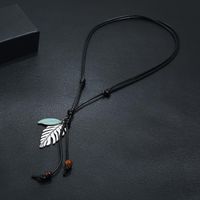New Alloy Leaf Pendant Student Necklace Simple Wild Clothing Accessories Long Sweater Chain main image 3