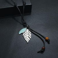 New Alloy Leaf Pendant Student Necklace Simple Wild Clothing Accessories Long Sweater Chain main image 4
