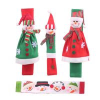 New Christmas Supplies Microwave Oven Gloves Cartoon Flannel Snowman Refrigerator Oven Protective Sleeve main image 6