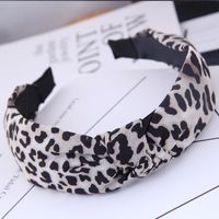 Korean Leopard Fabric Knotted Knotted Wide Edge Hair Band sku image 2