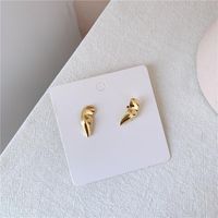 Individuality Asymmetric Cold Wind Shaped Integrated Ear Clip sku image 1
