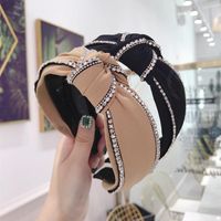 High-end Hair Accessories Solid Color Fabric With Diamond Knotted Wide Side With Teeth Headband Female main image 3