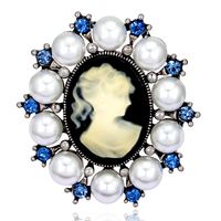 Vintage Beauty Head Brooch Pin Round Alloy Diamond Pearl Corsage Scarf Buckle main image 1