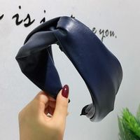 Korean Fashion Trendy High-end Pu Headband Korean Wide Cross Knot Simple Face Wash Hair Accessories Hairpin Ladies Hair Hoop sku image 2