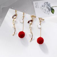 Korean Fan Hair Ball Earrings Cute Bunny Drip Oil Earrings Women's New Pearl Earrings main image 1