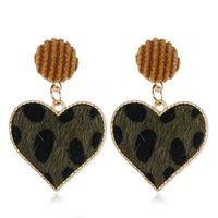 Fashion Metal Simple Leopard Peach Heart Temperament Exaggerated Earrings sku image 1