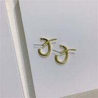 Women's Curved Round Gold Metal Stud Earrings sku image 1