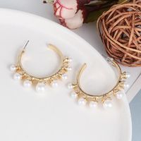 Fashion C Shape Inlaid Pearls Alloy Acrylic Earrings Ear Studs main image 4