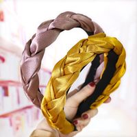 Europäische Und Amerikanische Neue Satin Twist Zopf Stirnband Mode Einfarbiger Stoff Grenz Überschreiten Des Stirnband Haarschmuck Fabrik Direkt Vertrieb 2021 main image 6