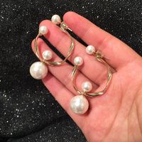 Koreanische Mode Doppelseitige Perlen Unregelmäßige Geometrische Kreis Ohrringe Süße Damen Damen Ohrringe S925 Silver Needle main image 4