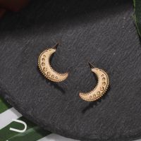 New Alloy Asymmetric Earrings Fashion Earrings Simple Crescent Earrings Accessories Wholesale main image 4