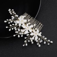 Bridal Jewelry Beautiful Alloy Flowers Inserted Comb Handmade Pearl Hair Comb Dress Headdress main image 1