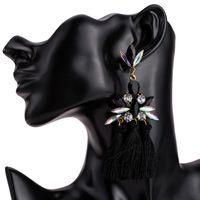 Exaggerated Women&#39;s Fashion Scalloped Long Tassel Earrings Alloy Diamond Bohemia Earrings main image 4