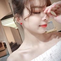 925 Tremella Nadel Süße Und Modische Rote Liebes Ohrringe Weibliches Temperament Koreanische Persönlichkeit All-match-mädchen Internet-promi-ohrringe main image 5