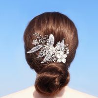 Bridal Wedding Hair Accessories High-end Handmade Beaded Hair Clip Alloy Hollow Leaf Edge Clip Headdress main image 1