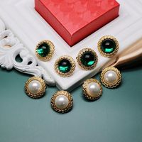Round Retro White Green Pearl 925 Silver Stud Earrings Retro Golden Concave Lace Round Ear Studs main image 5