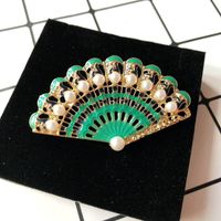 Green Fan-shaped Pin Brooch Handmade Dripping White Pearl Wild Dress Accessories Pin main image 3